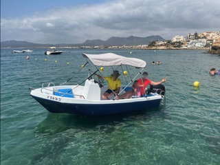 Alquiler de embarcación SIN patrón y decide tu proxima aventura