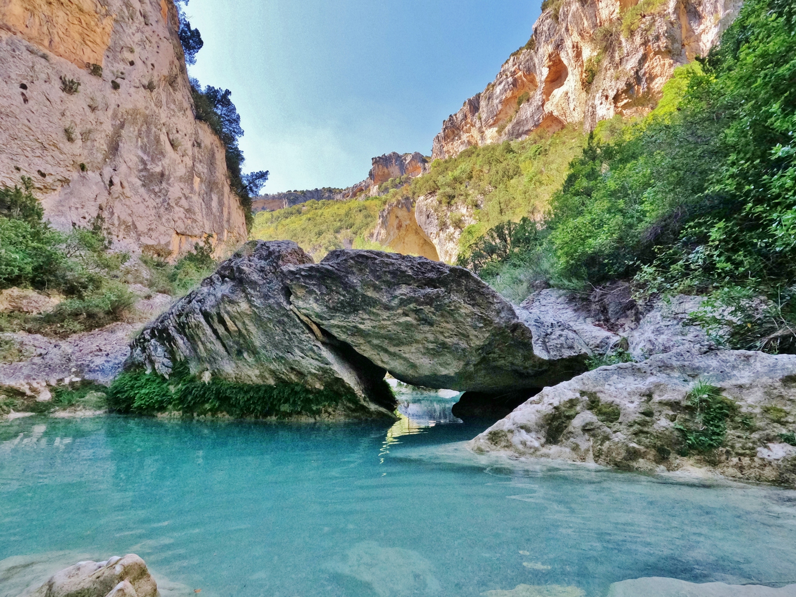 Barranquismo familiar en Río Vero: Sierra de Guara