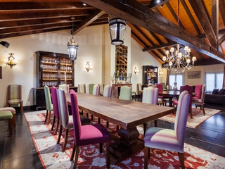 Viaje por Viñedos y Bodegas Sierra Cantabría