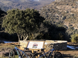 Alquila una bicicleta eléctrica de montaña