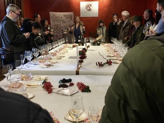 ¿Te gusta el Vino? Visítanos - Bodegas Ruíz Torres