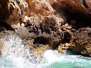 Coasteering en Villajoyosa