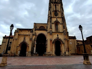 Rincones de la Catedral de Oviedo