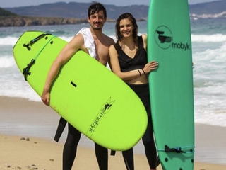 Clases de surf  para parejas - La Wave