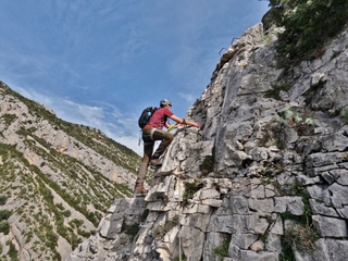 Vía Ferrata en Rodellar: Vive la aventura más espectacular de la Sierra de Guara