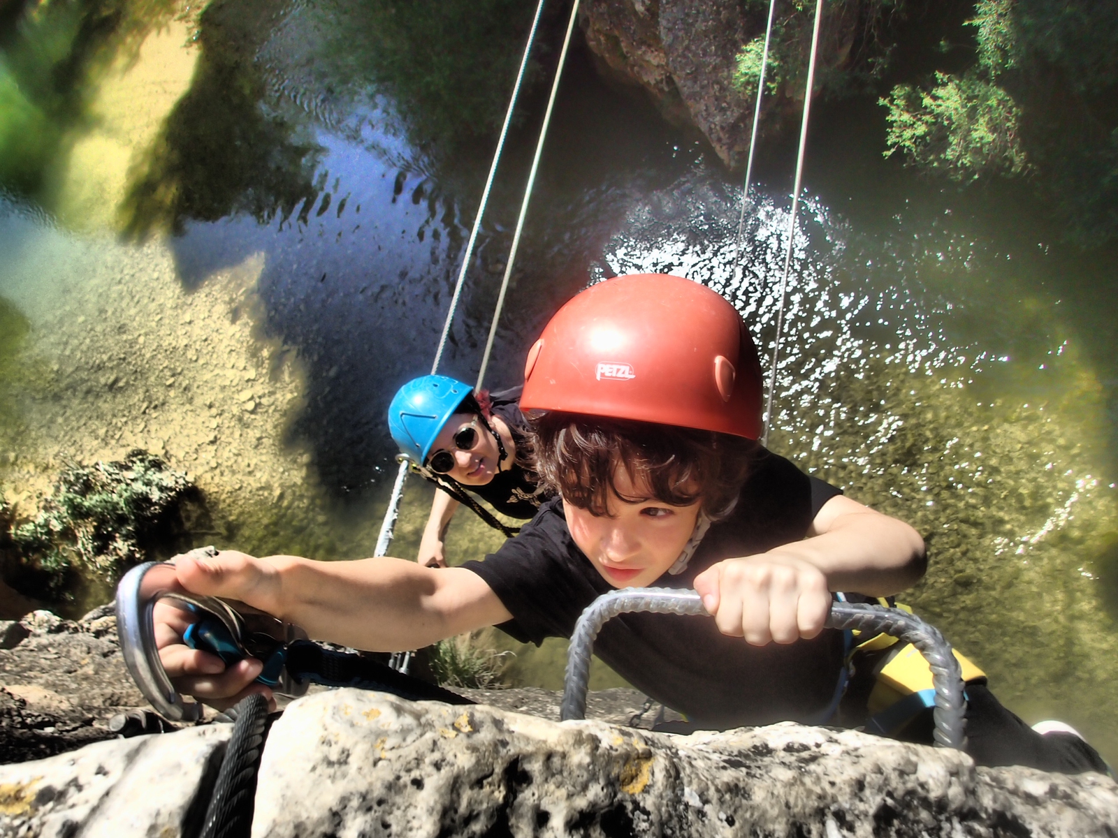 Vía ferrata familiar Peñas Juntas: aventura vertical en Sierra de Guara
