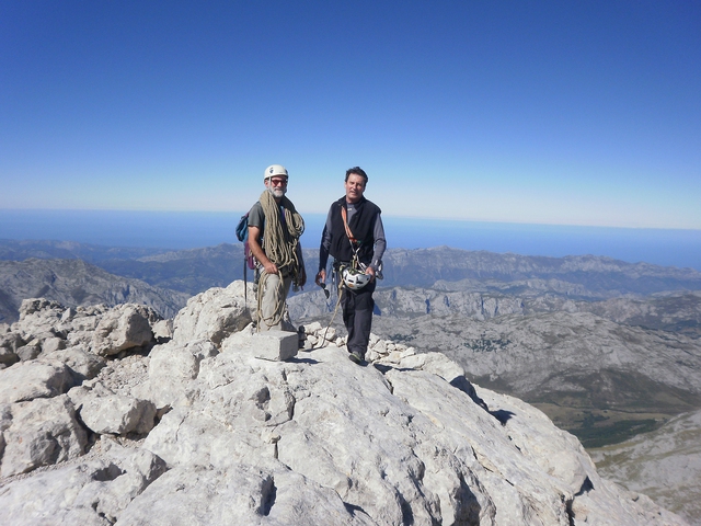 Escala en Roca  a tu elección en Picos de Europa