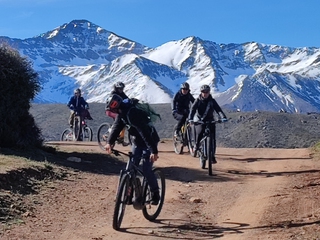 Viaje en bici de las cumbres a las costas