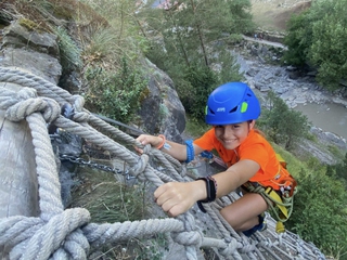 Vías Ferrata con niños en Pirineos