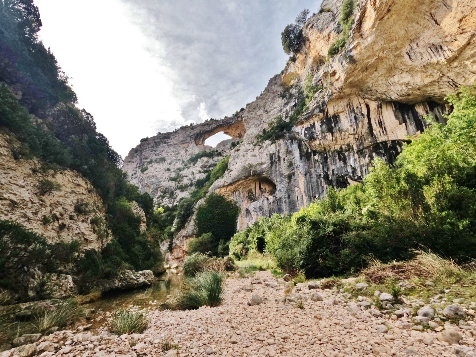 Vía Ferrata en Rodellar: Vive la aventura más espectacular de la Sierra de Guara