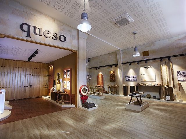 Visita al Museo del Queso y degustación de 8 tipos de queso de oveja