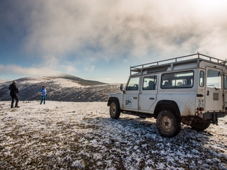 Coche 4x4 en Sierra de la Demanda