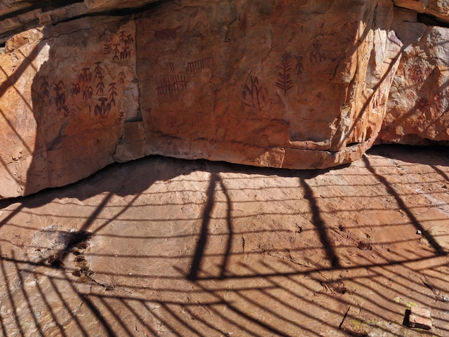 Ruta descubriendo las Pinturas Rupestres de Fuencaliente