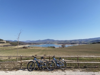 Alquila una bicicleta eléctrica de montaña
