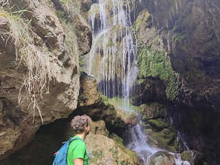 Ruta de Cascadas y Esculturas