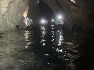 Espeleología en la Cueva del Toro