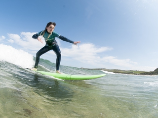 Disfruta de una Exclusiva Clase de Surf Privada