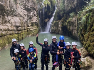 Barranquismo con niños en Pirineos