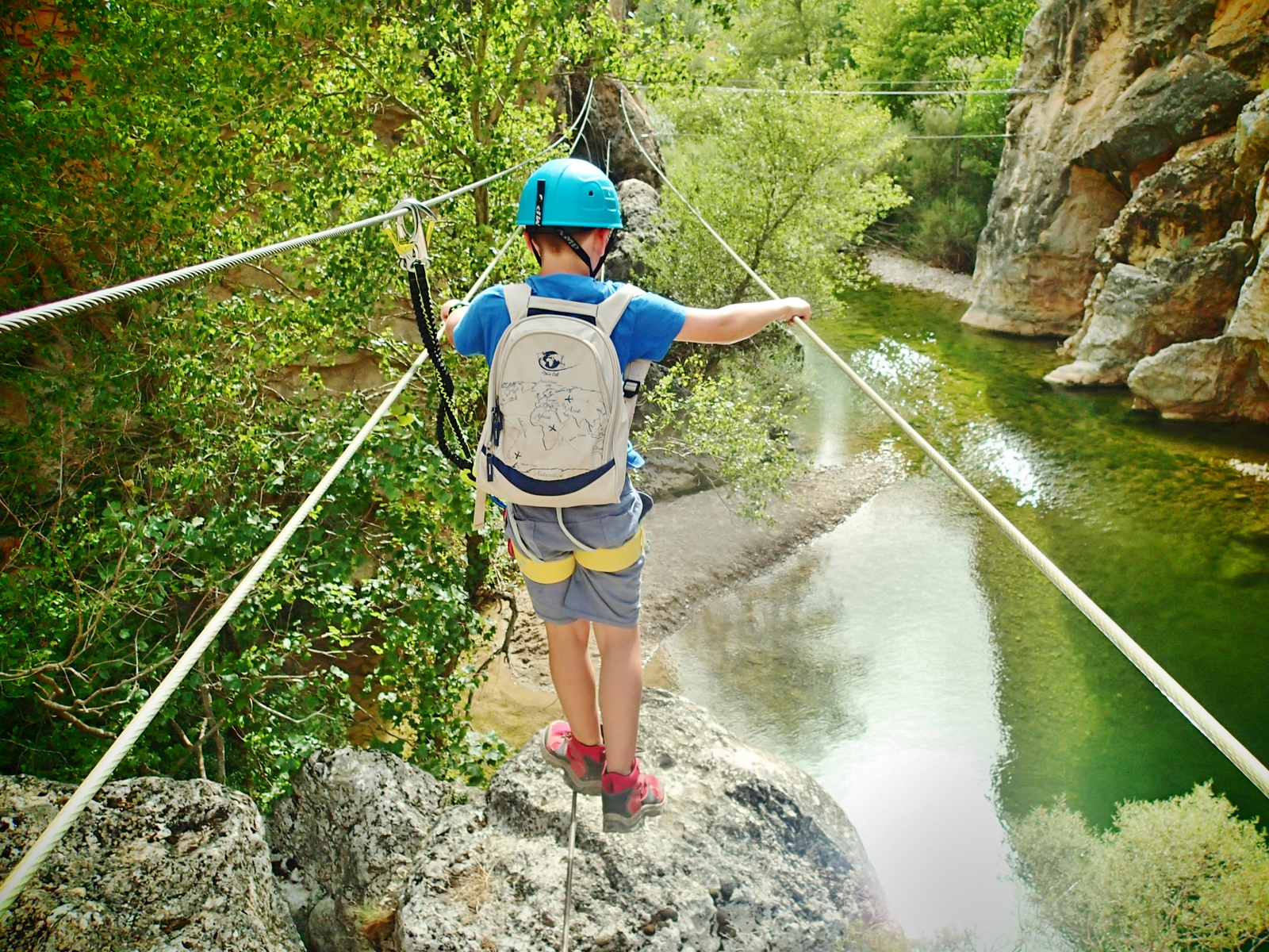 Vía ferrata familiar Peñas Juntas: aventura vertical en Sierra de Guara