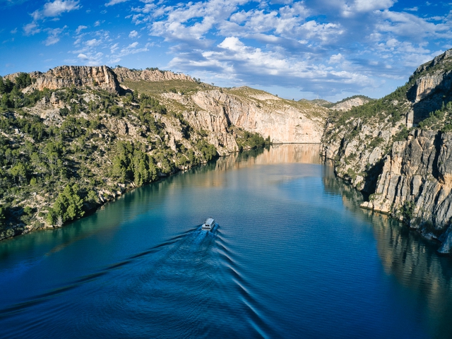 Agua y Fuego en Cofrentes - Tren y Barco