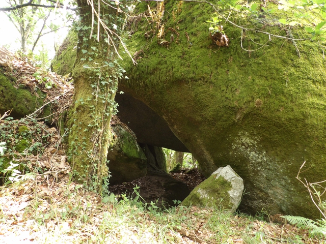 Pena da Moura: Viaje en el Tiempo por la Ribeira Sacra