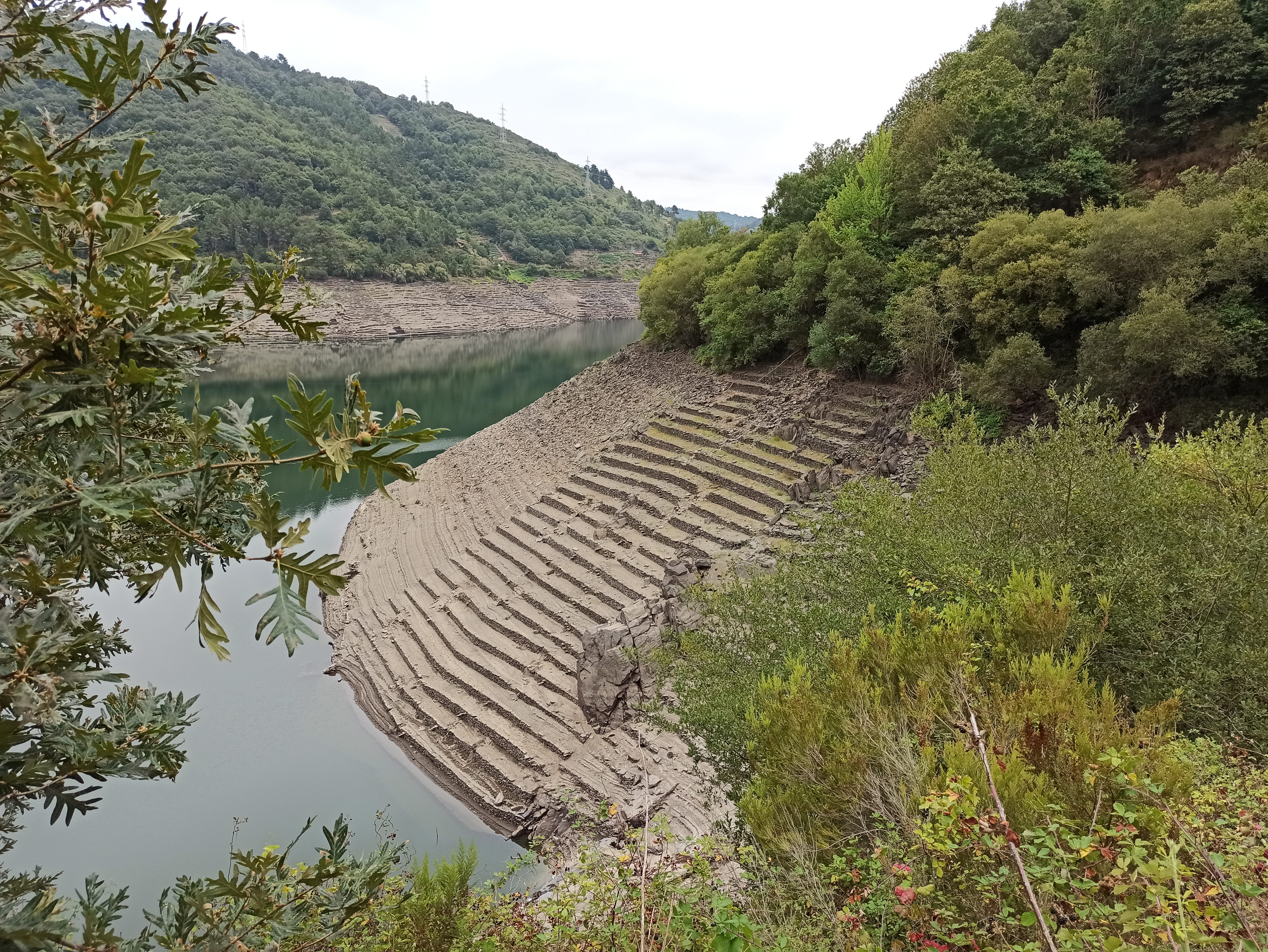 Escapada de 4 días a la Ribeira Sacra: senderismo, vino y paisajes que recordarás mucho después de volver