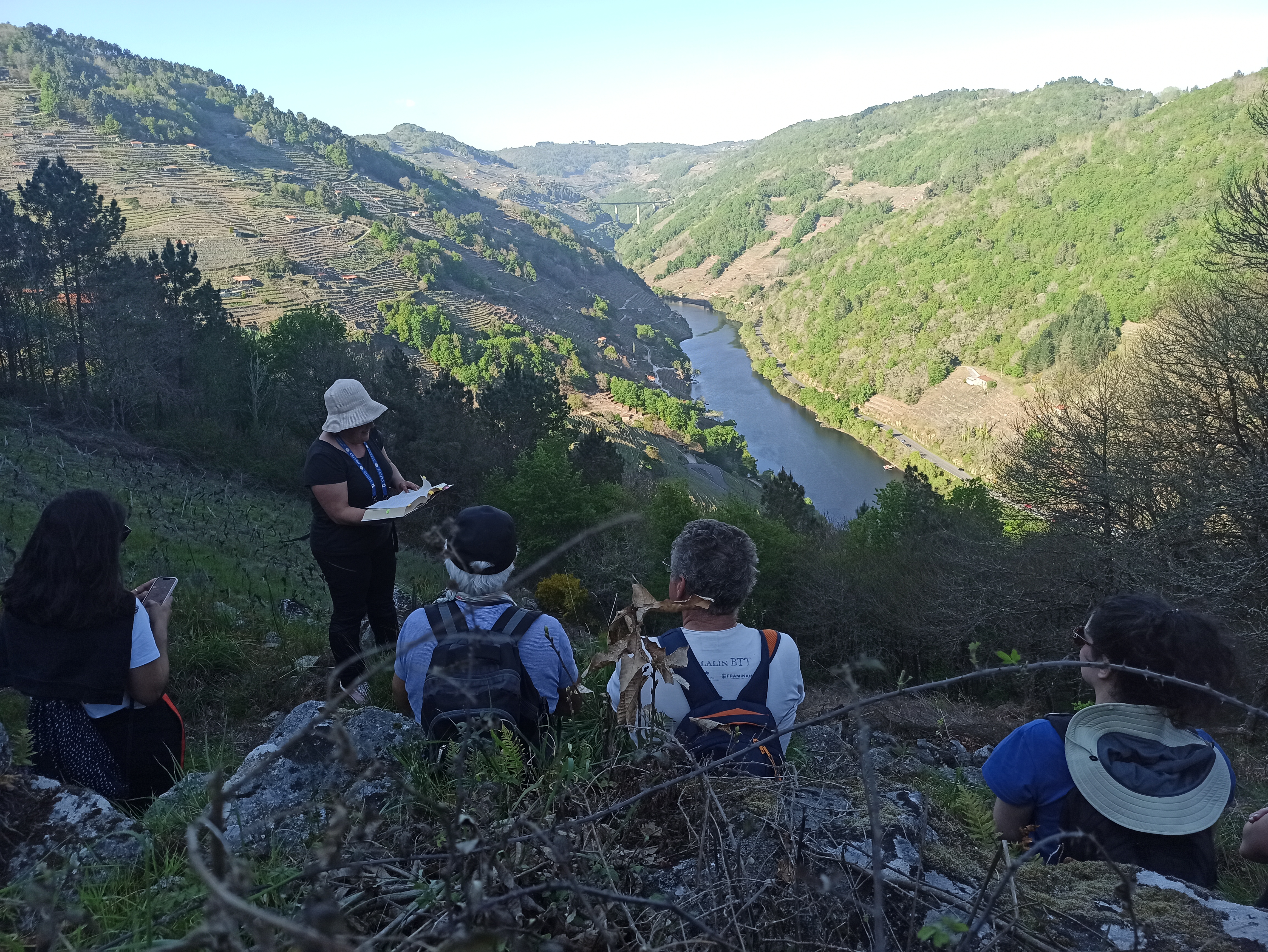 Ribeira Sacra más allá de los miradores: lo que no ves desde la carretera